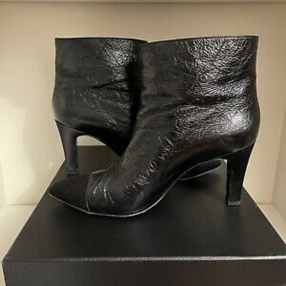 CHANEL Crumpled Calfskin Satin Cap Toe Short Ankle Boots 42 - Picture 5 of 10